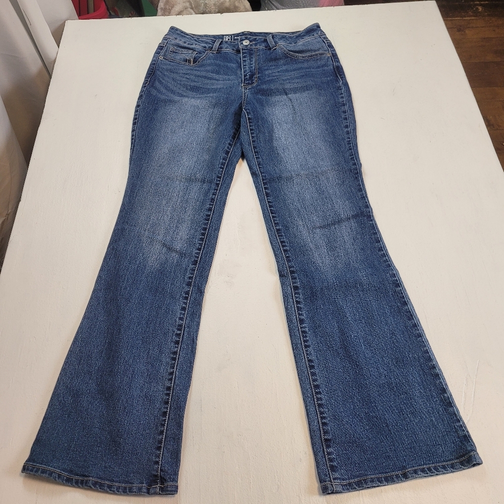No Boundaries Women's Blue Flare Jeans - Mid Wash
